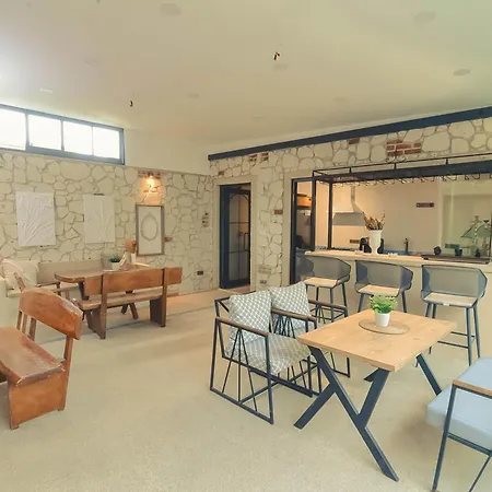 Sulty's Köyiçi * Alacati