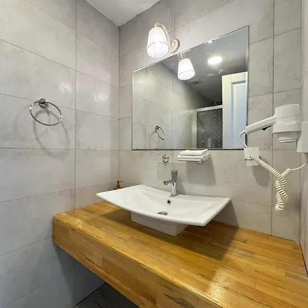 Sulty's Koeyici Hotel