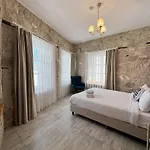 Sulty's Koeyici Alaçatı