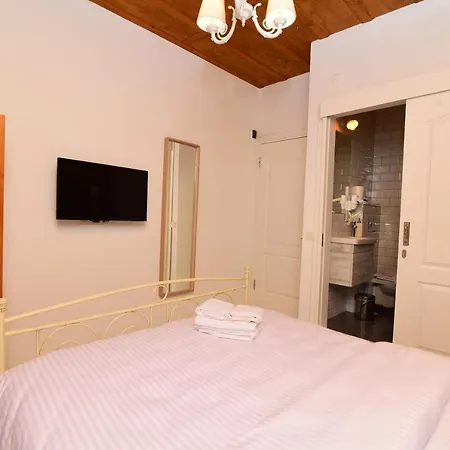 Hotel Sulty's