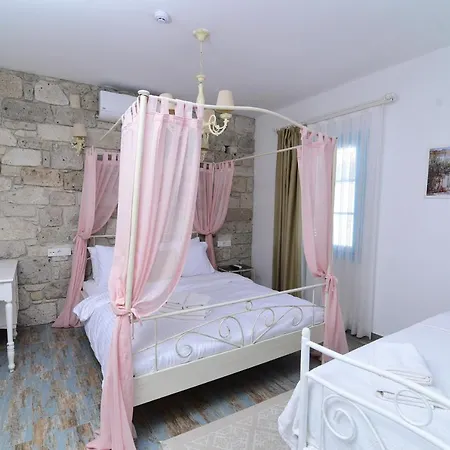 Sulty's Hotel